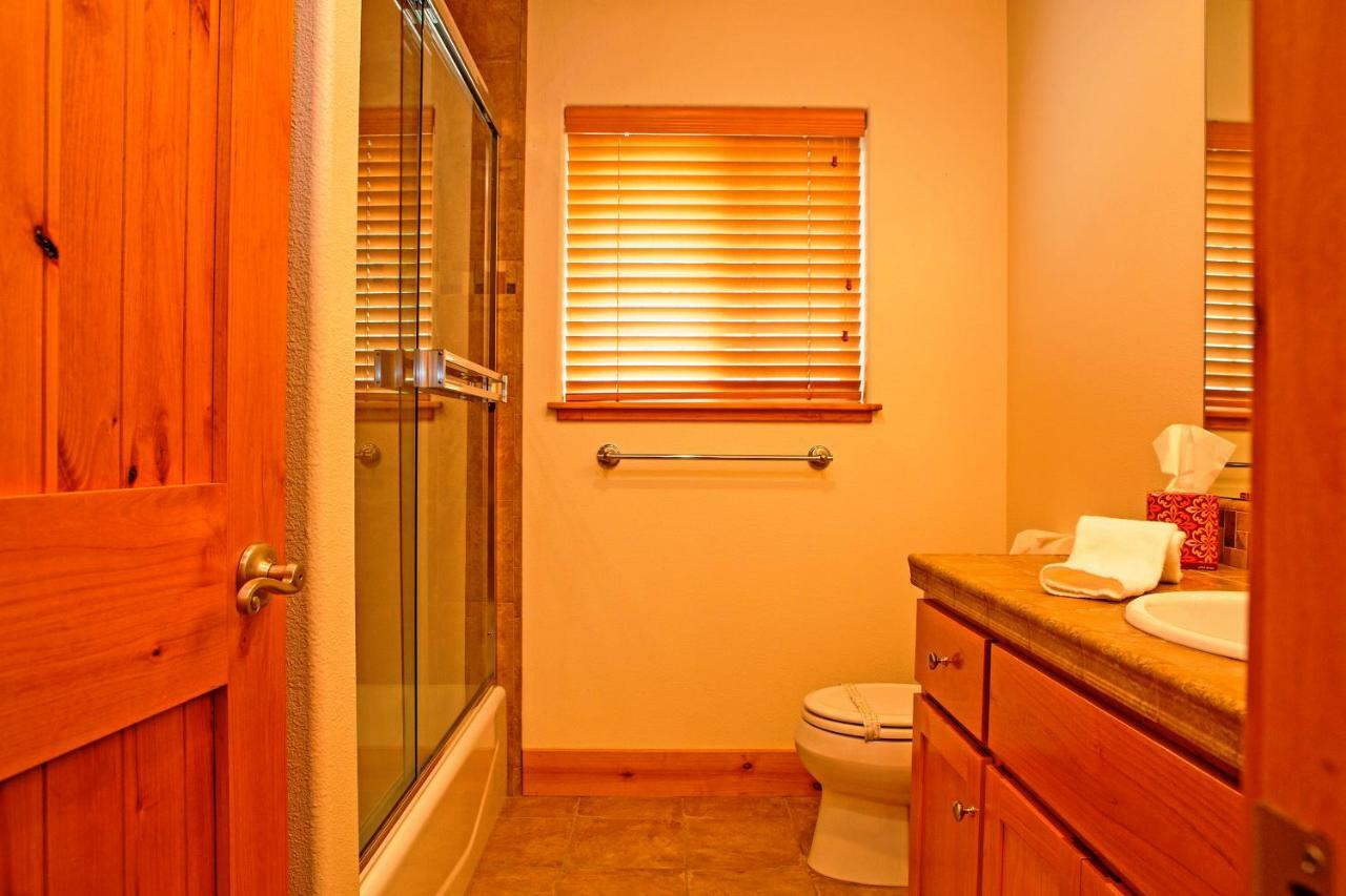 5-Star Luxury Tahoe Cabin! Great Location! Pool Table!Darts! Poker! Ping Pong! Games! South Lake Tahoe Extérieur photo