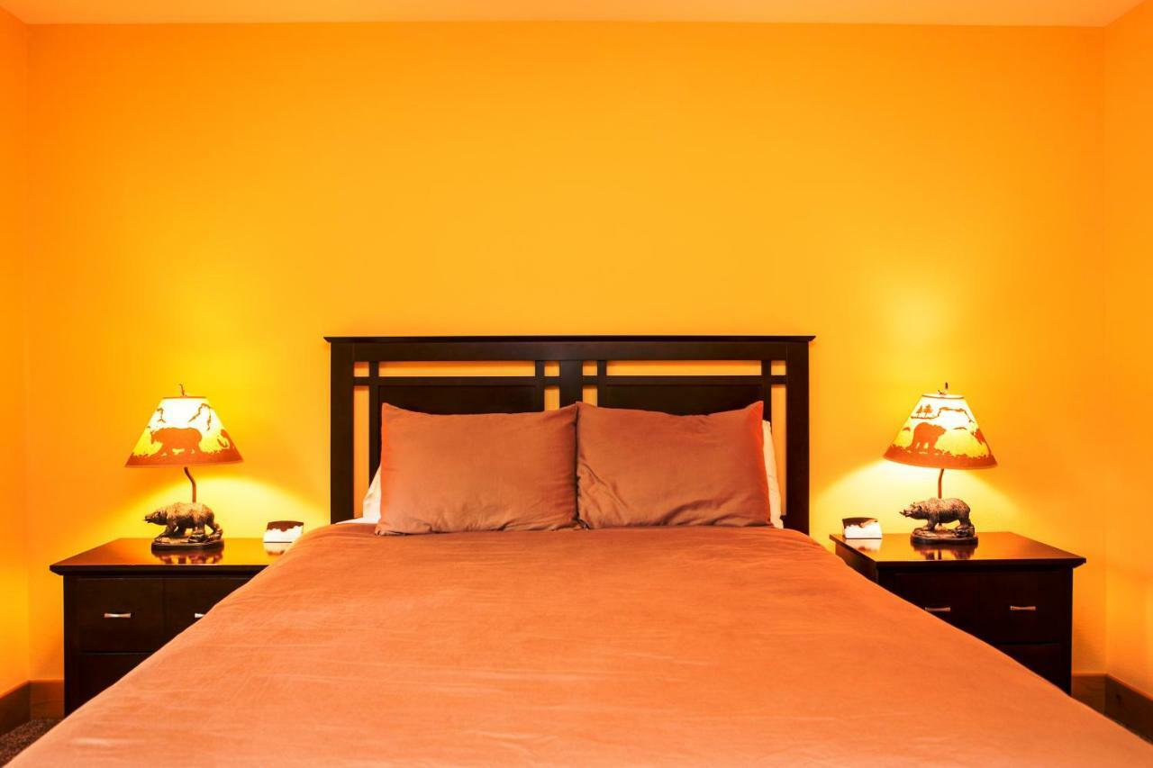 5-Star Luxury Tahoe Cabin! Great Location! Pool Table!Darts! Poker! Ping Pong! Games! South Lake Tahoe Extérieur photo